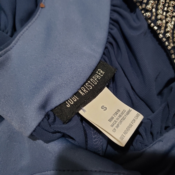 Top - Picture 3 of 3